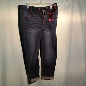Women’s Dark Wash Cuffed Capri Jeans –High Rise Stretch Denim